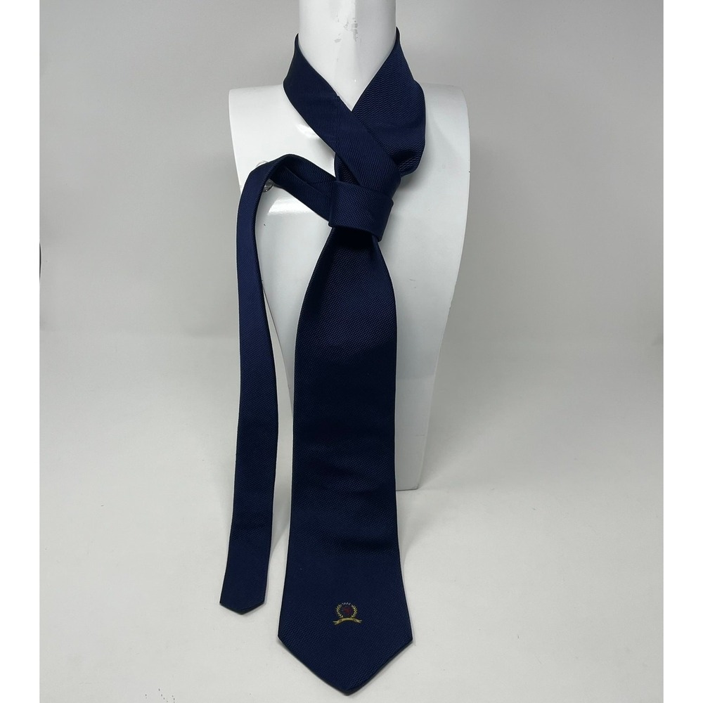 Vintage Y2K Tommy Hilfiger Men's Blue Crest Logo Silk Tie Academia Collegiate
